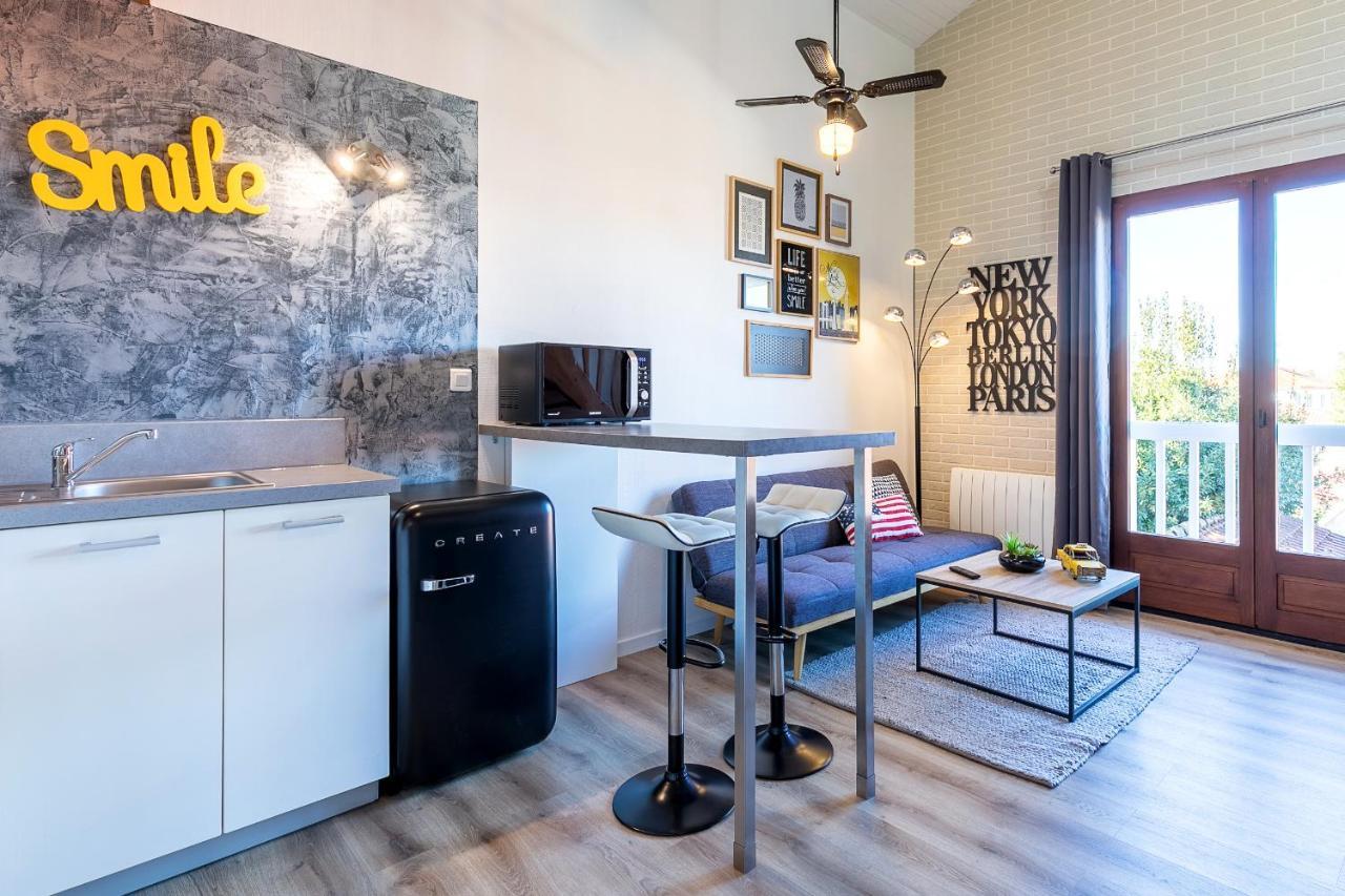 モン・ド・マルサンDuplex Design Moderneアパートメント エクステリア 写真